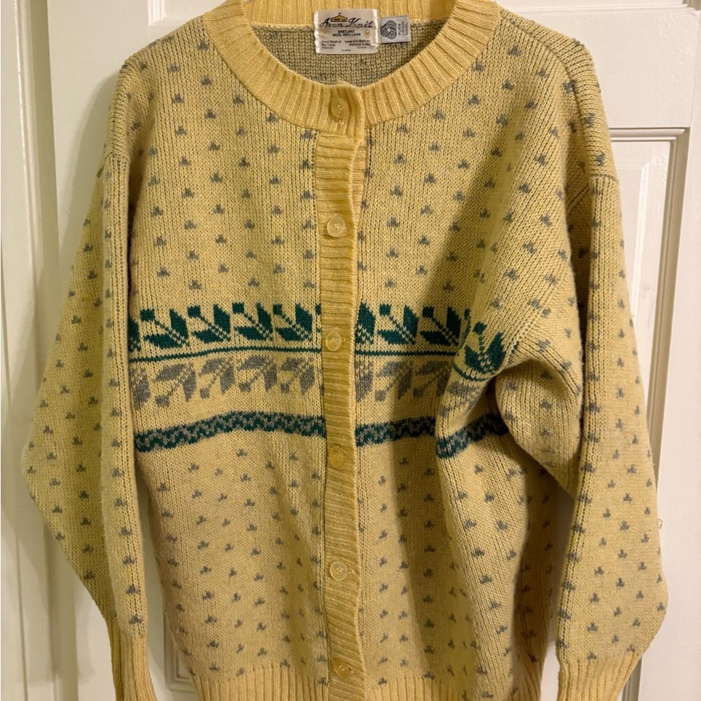 Avon Yellow and Green Patterned Cardigan